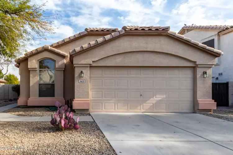 Single-family house For Sale in 2625, North 110th Drive, Avondale, Arizona