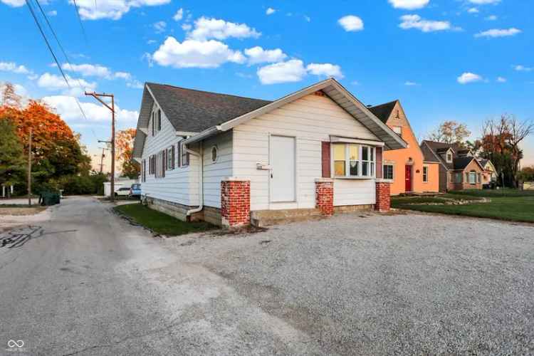 Single-family house For Sale in 1520, North Wheeling Avenue, Muncie, Indiana