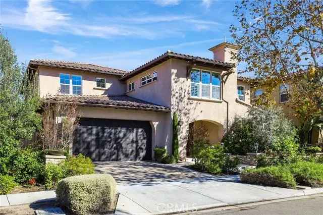 Single-family house For Sale in 119, Cruiser, Irvine, California