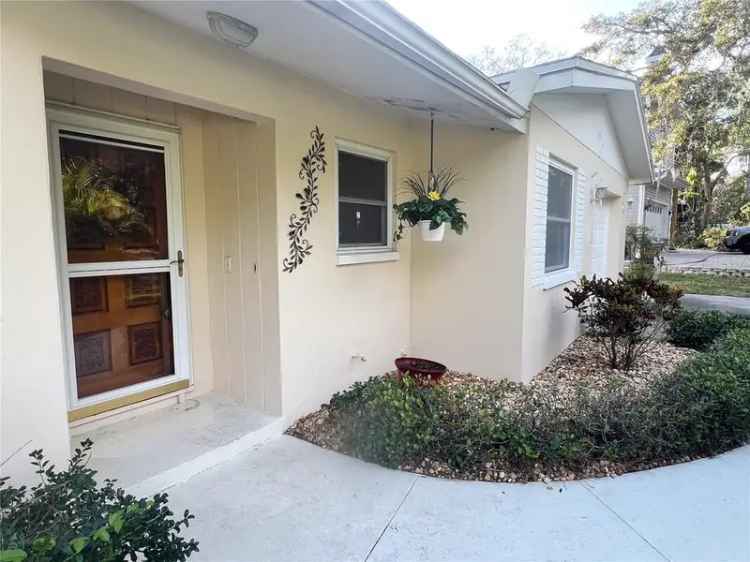 Single-family house For Sale in 405, Tennessee Avenue, Palm Harbor, Florida