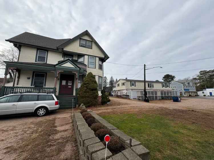 Multi-family house For Sale in 215, Main Street, Branford, Connecticut