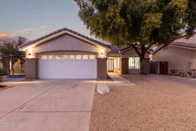 Single-family house For Sale in 956, West Hudson Way, Gilbert, Arizona