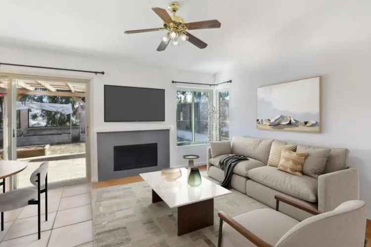 Multi-family house For Sale in 9549, High Park Lane, San Diego, California