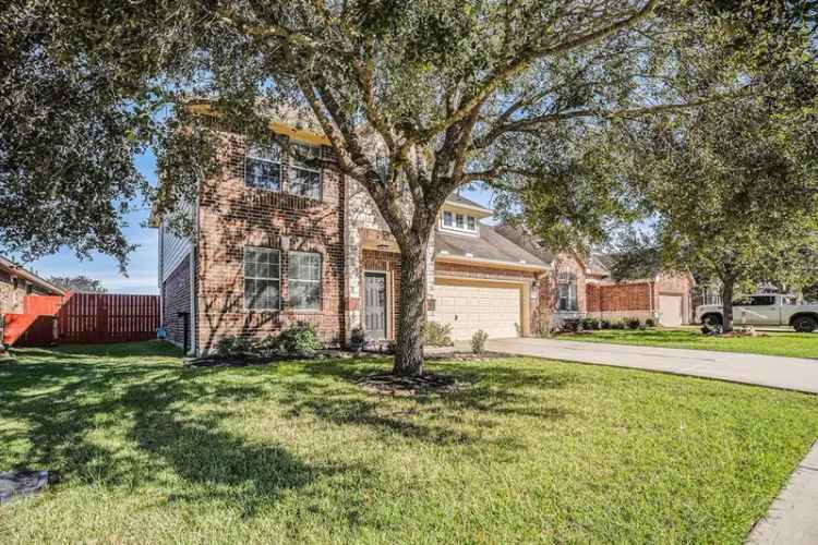 Single-family house For Sale in 314, Lake Line Drive, Alvin, Texas