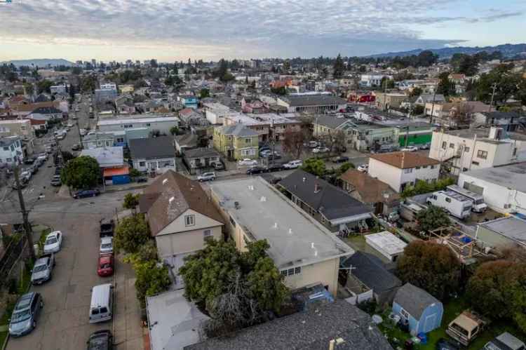 Multi-family house For Sale in 1806, 41st Avenue, Oakland, California