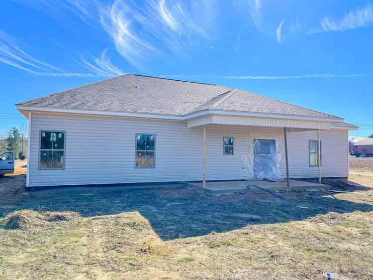 Single-family house For Sale in Dothan, Alabama