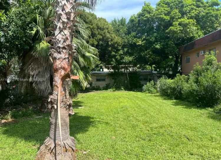 Land For Sale in 427, Southwest 4th Avenue, Miami, Florida