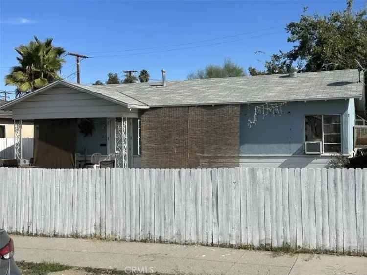 Single-family house For Sale in 134, South Franklin Street, Hemet, California