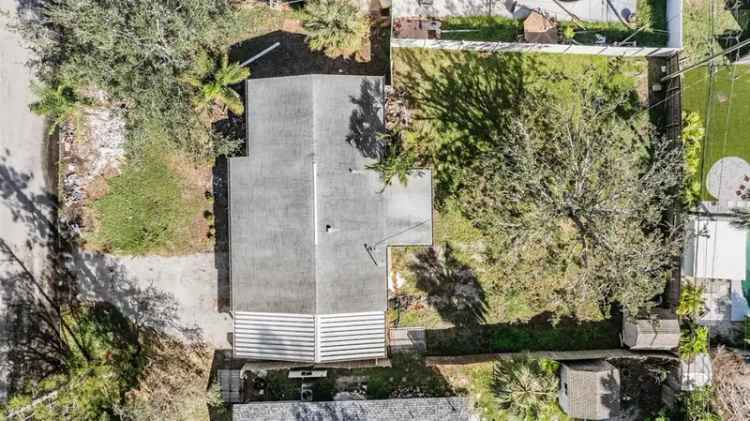 Single-family house For Sale in 4311, Huntington Street Northeast, Saint Petersburg, Florida