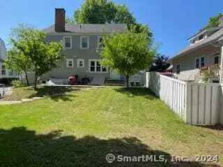 Single-family house For Sale in 101, Leffingwell Avenue, Waterbury, Connecticut