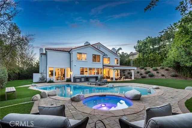 Single-family house For Sale in 24903, Lorenzo Court, Calabasas, California