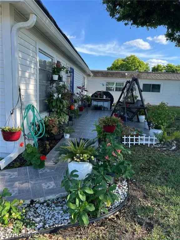 Multi-family house For Sale in 18, Hamlin Court, Lehigh Acres, Florida