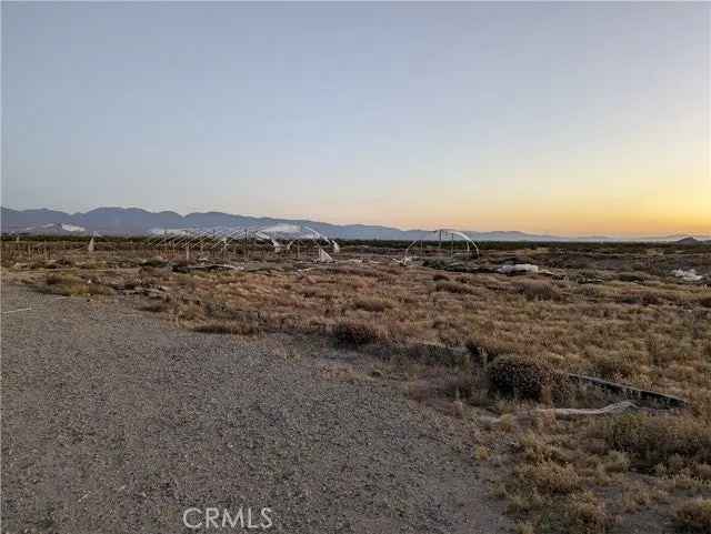 Land For Sale in Palmdale, California