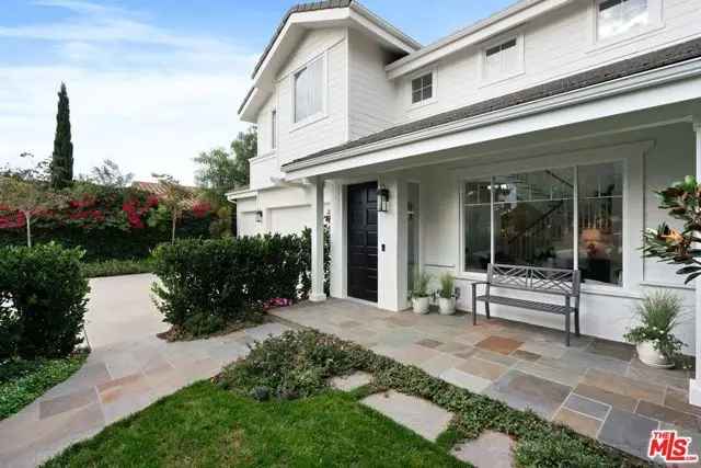 Single-family house For Sale in Los Angeles, California