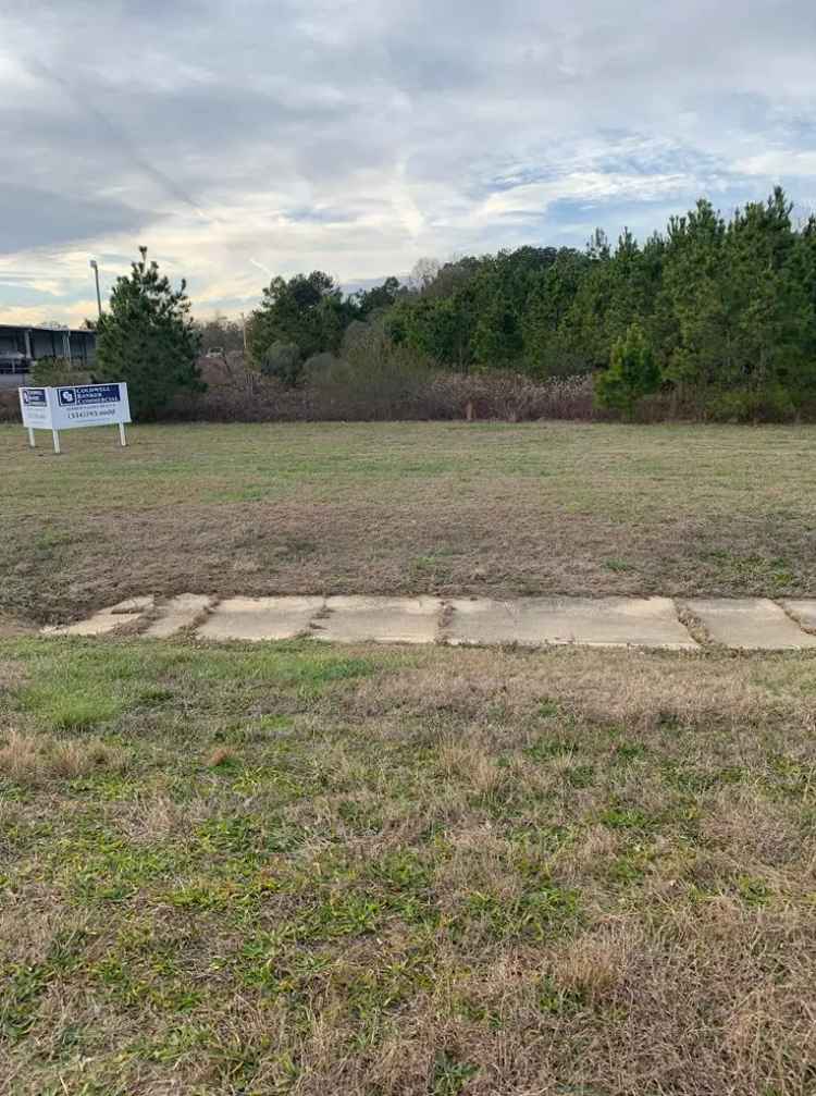 Land For Sale in Dothan, Alabama