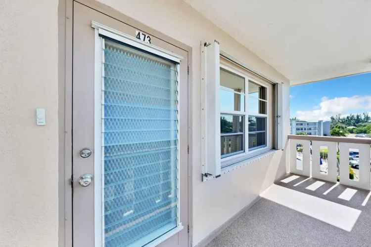 Condo For Sale in 473, Wellington Drive, Florida