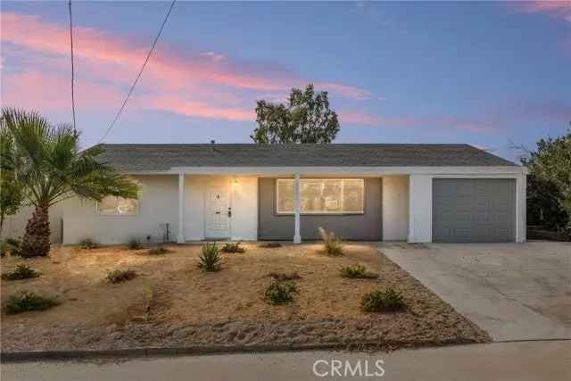 Single-family house For Sale in 43085, Illinois Avenue, Palm Desert, California