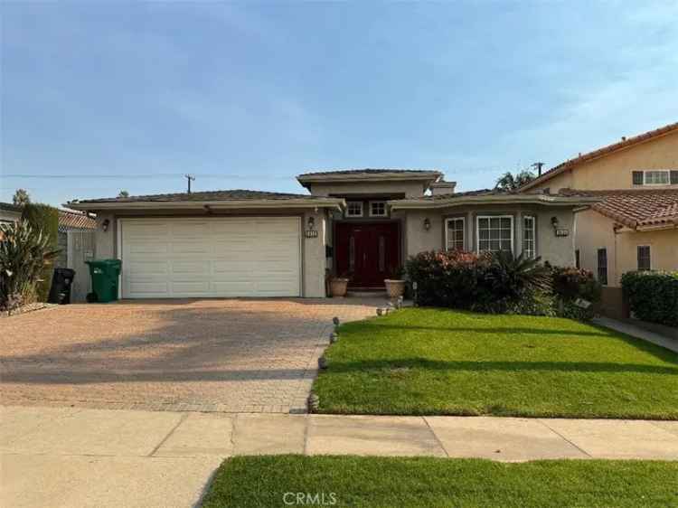 Multi-family house For Sale in 3622, Pacific Avenue, Long Beach, California