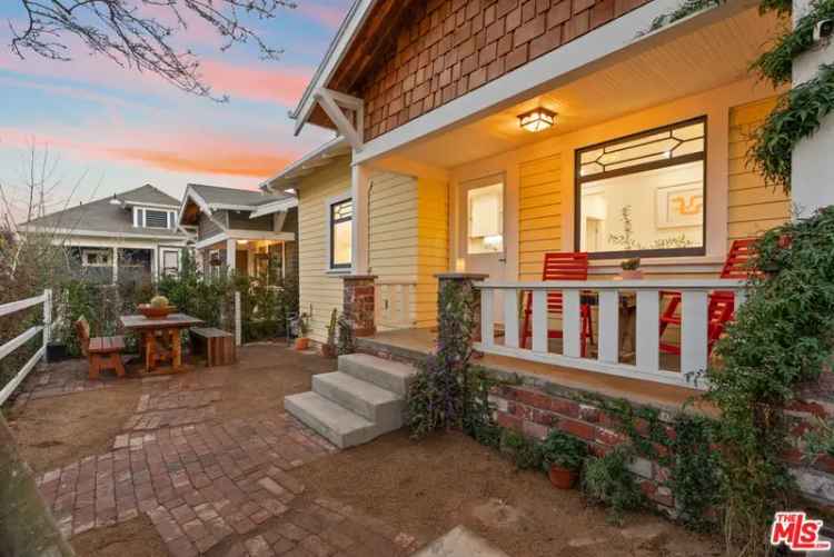 Single-family house For Sale in Los Angeles, California