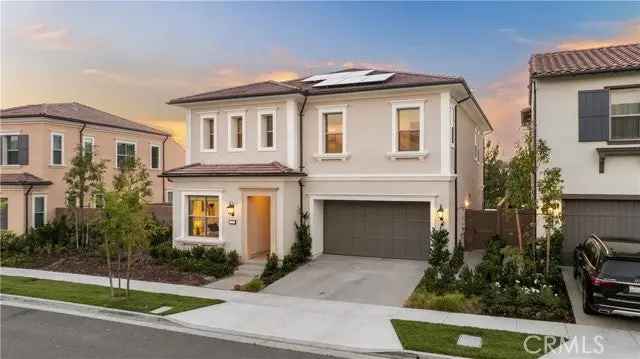 Single-family house For Sale in 63, Longchamp, Irvine, California