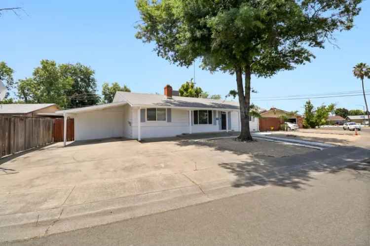 Single-family house For Sale in 3314, Seaborg Way, Rancho Cordova, California