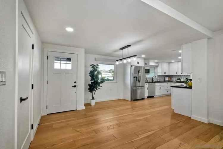 Single-family house For Sale in 12625, Sonora Road, San Diego, California