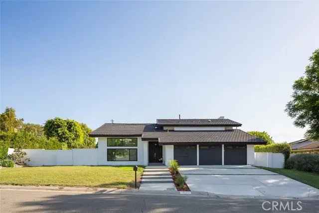 Single-family house For Sale in Villa Park, California