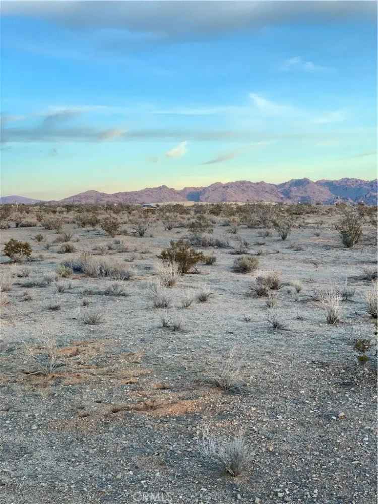 Land For Sale in Apple Valley, California