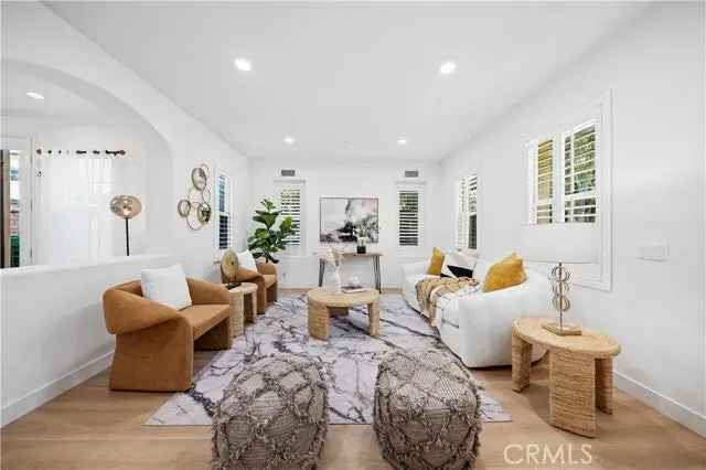 Single-family house For Sale in 31, Arrowhead, Irvine, California