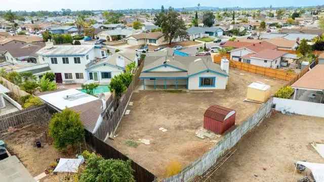 Single-family house For Sale in 8922, Belfast Circle, San Diego, California