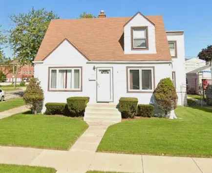 Single-family house For Sale in 3756, West 85th Place, Chicago, Illinois