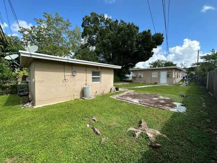 Multi-family house For Sale in 1029, Northwest 3rd Avenue, Fort Lauderdale, Florida