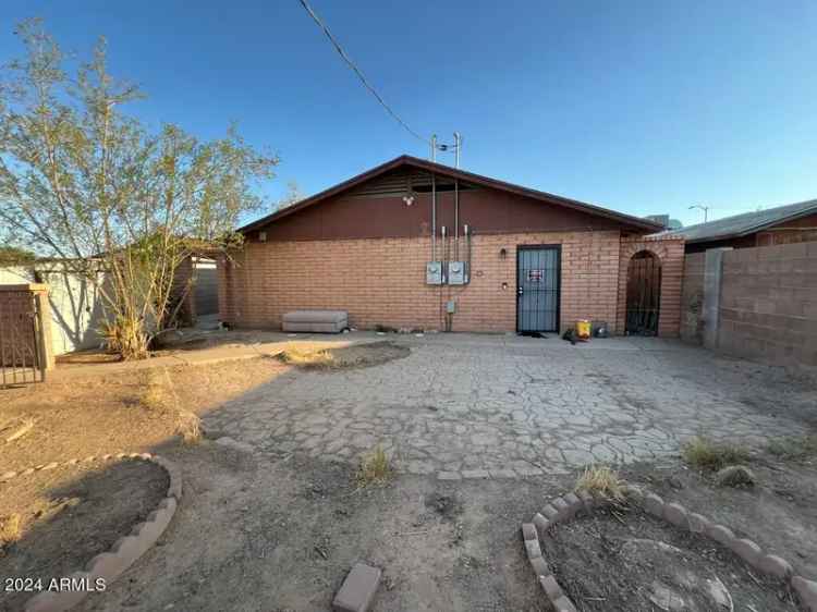 Multi-family house For Sale in 4006, West Hadley Street, Phoenix, Arizona