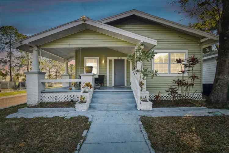 Single-family house For Sale in 2902, West Cherry Street, Tampa, Florida