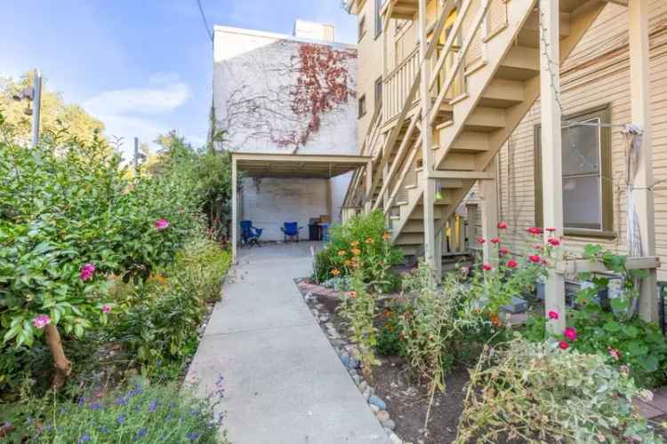 Multi-family house For Sale in Sacramento, California