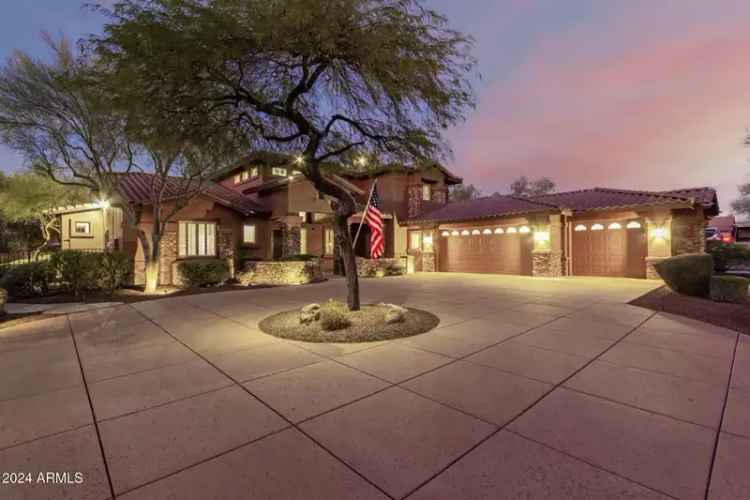 Single-family house For Sale in Cave Creek, Arizona