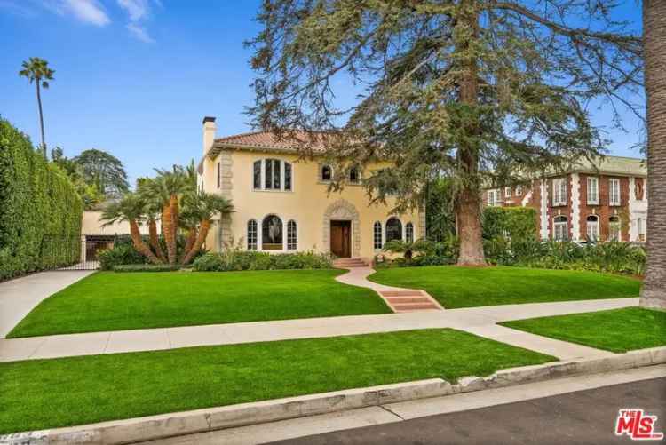 Single-family house For Sale in 1663, Wellington Road, Los Angeles, California