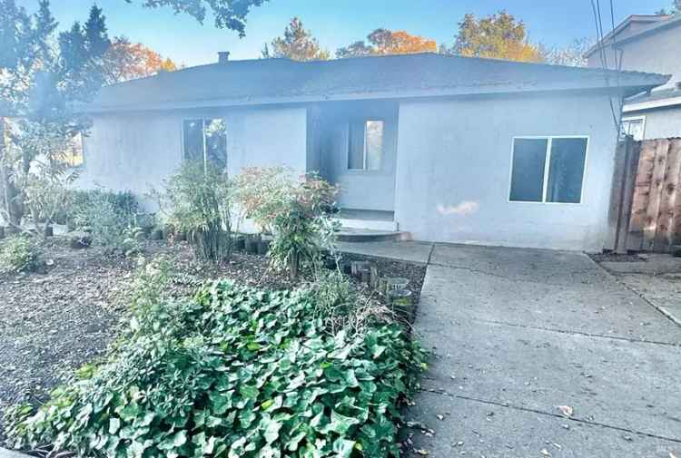 Multi-family house For Sale in Napa, California