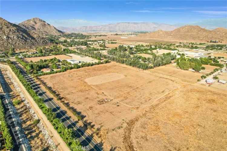 Land For Sale in Hemet, California