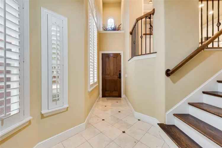 House For Sale in 14857, Towne Lake Circle, Addison, Texas