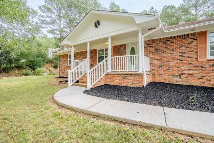 Single-family house For Sale in 193, Viking Drive, Calhoun, Georgia