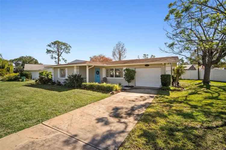 Single-family house For Sale in 3503, 18th Avenue West, Bradenton, Florida