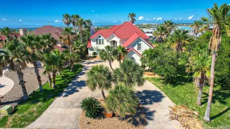 Single-family house For Sale in Aransas Pass, Texas