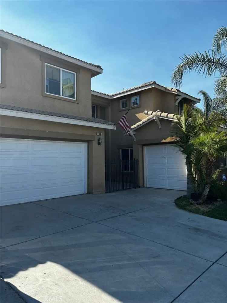 Single-family house For Sale in 188, Garcia Drive, San Jacinto, California