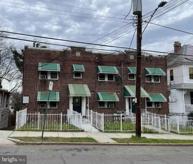 Multi-family house For Sale in 2515, 22nd Street Northeast, Washington, District of Columbia