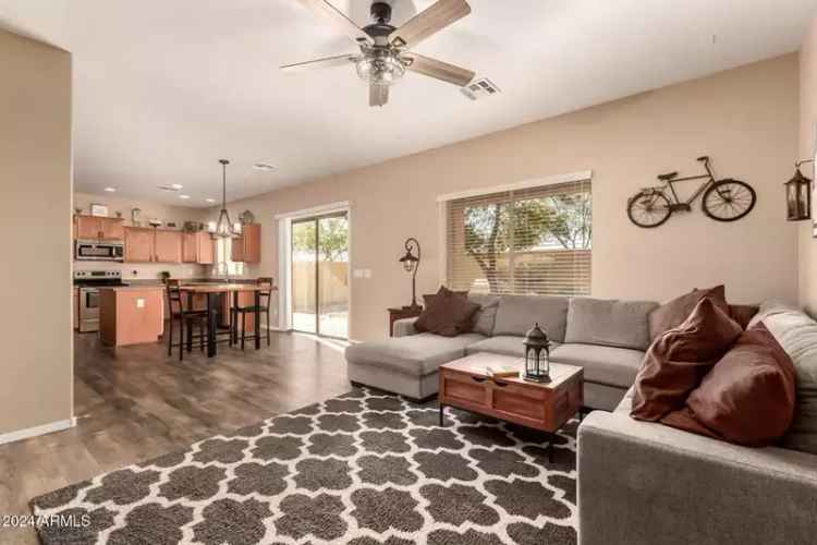 Single-family house For Sale in 166, North 194th Lane, Buckeye, Arizona