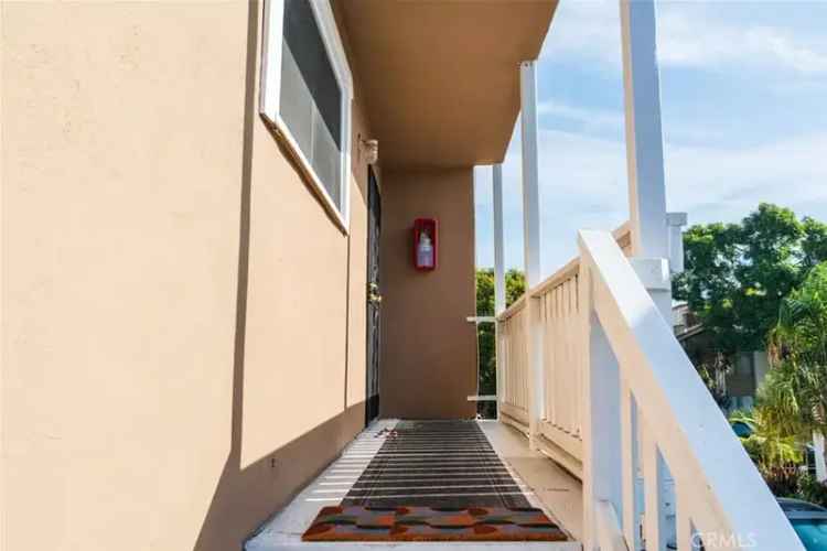 Multi-family house For Sale in 4155, Elm Avenue, Long Beach, California