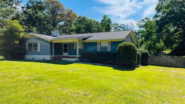 Single-family house For Sale in 100, Bonner Street, Andalusia, Alabama