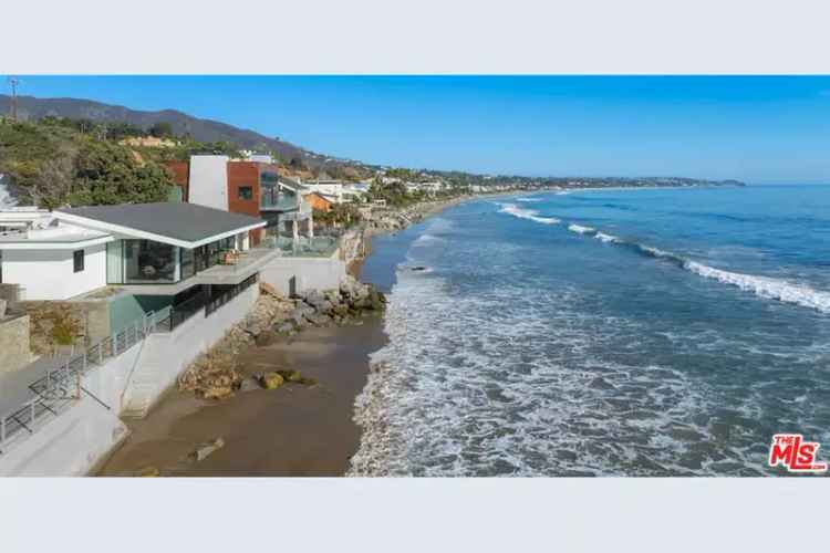 Single-family house For Sale in 31388, Broad Beach Road, Malibu, California