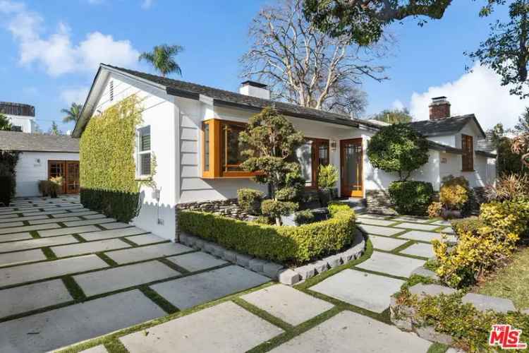 Single-family house For Sale in 5013, Auckland Avenue, Los Angeles, California